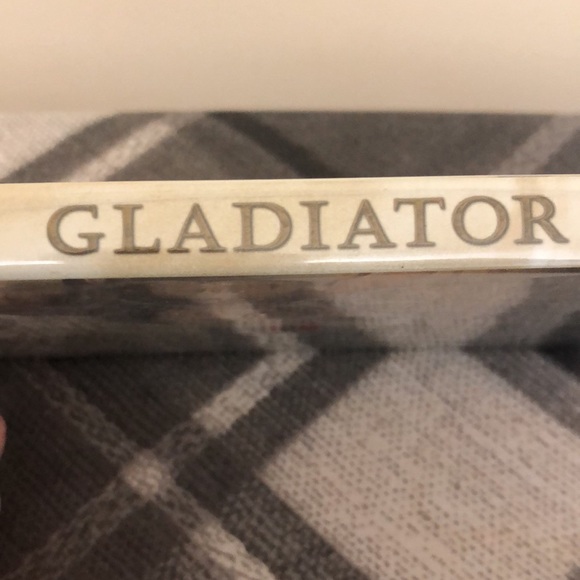 Gladiator - Picture 4 of 4